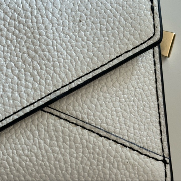 Michael Kors Wallet - Picture 5 of 5